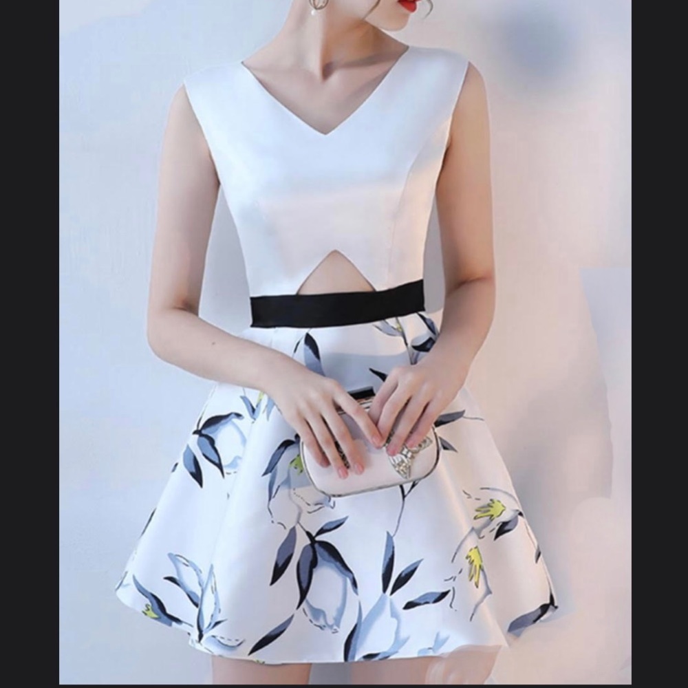 NEW METISU Sleeveless Dress. Never worn. Size XS